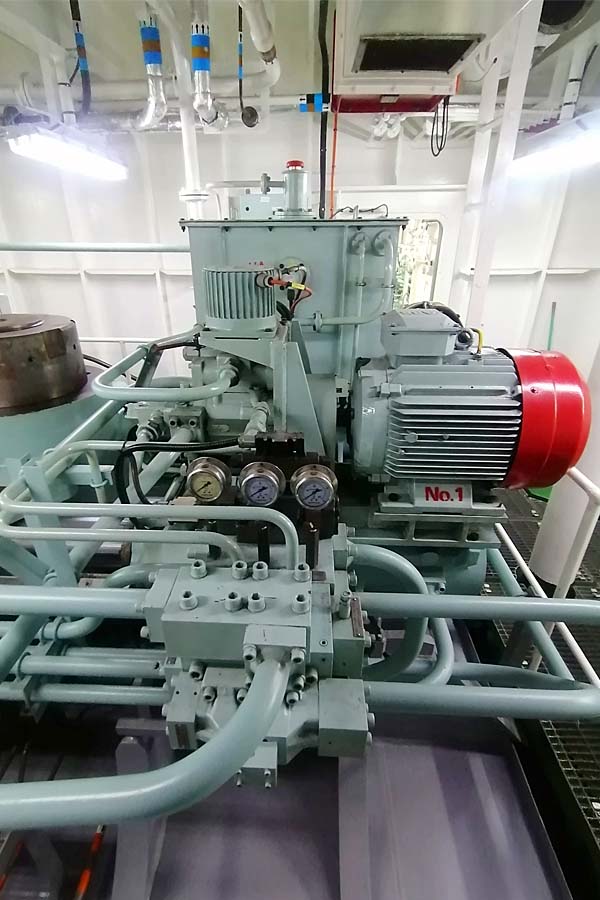 ship service cylinder type 03