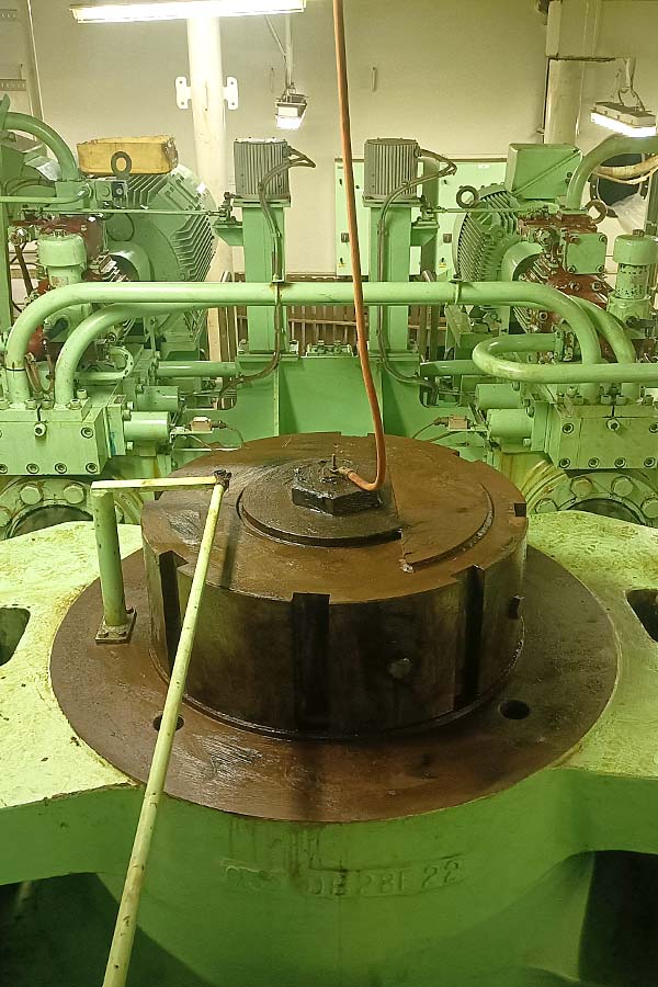 ship service cylinder type 07