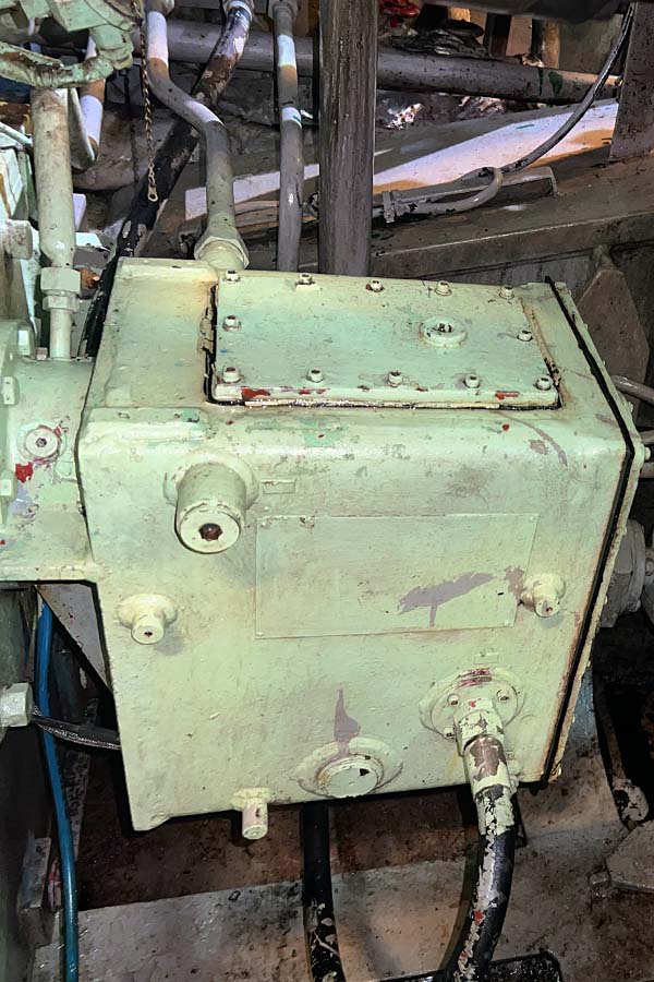 ship service propeller 02