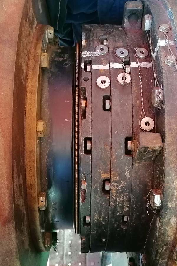 ship service propeller 03