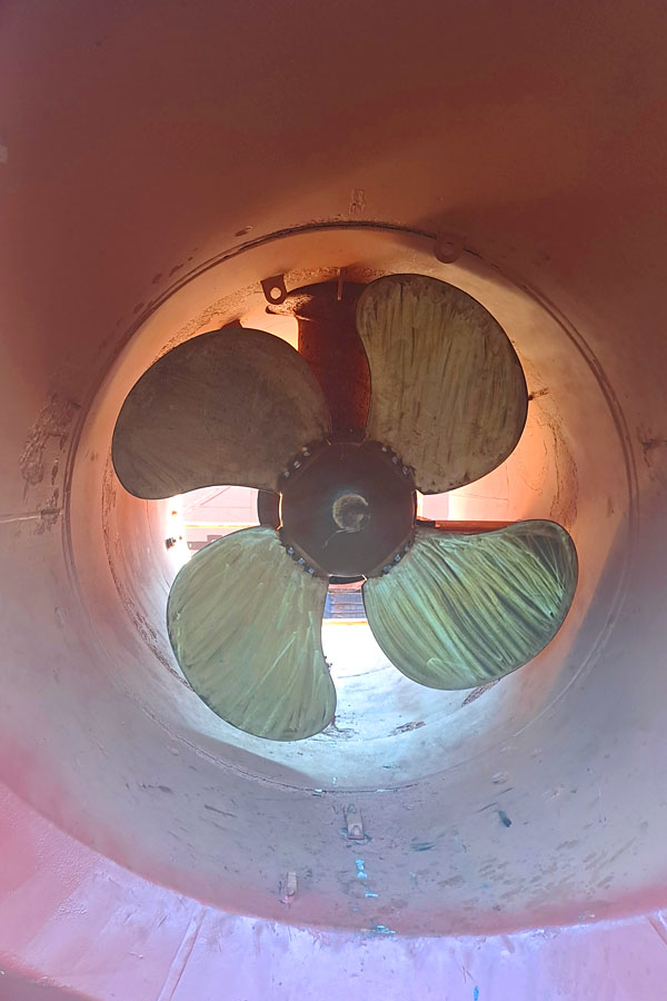 ship service thruster 03