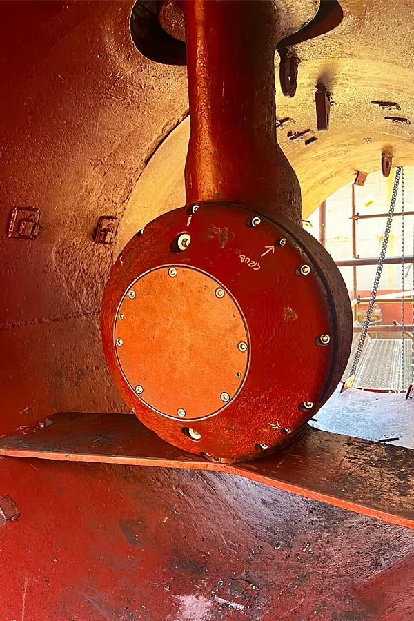 ship service thruster 07